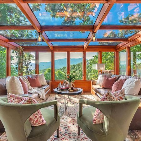 Family Chalet With Sauna, Hottub, Heavenly Views! Mins To Downtown! Gatlinburg Esterno foto