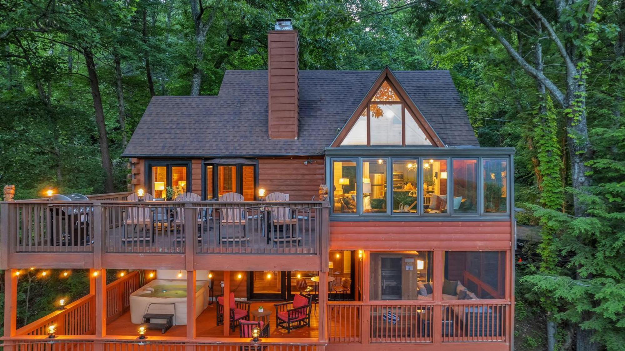 Family Chalet With Sauna, Hottub, Heavenly Views! Mins To Downtown! Gatlinburg Esterno foto