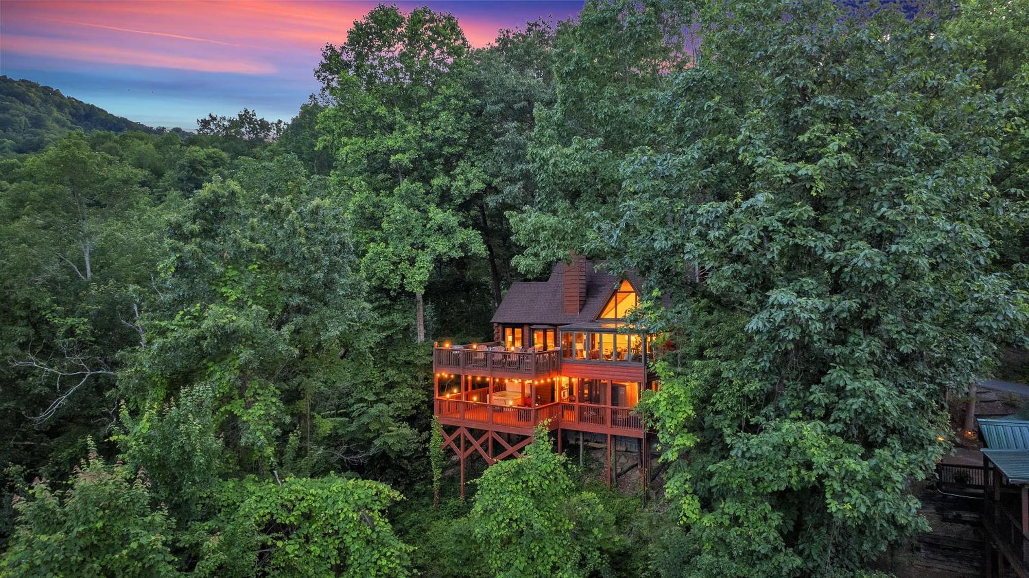Family Chalet With Sauna, Hottub, Heavenly Views! Mins To Downtown! Gatlinburg Esterno foto