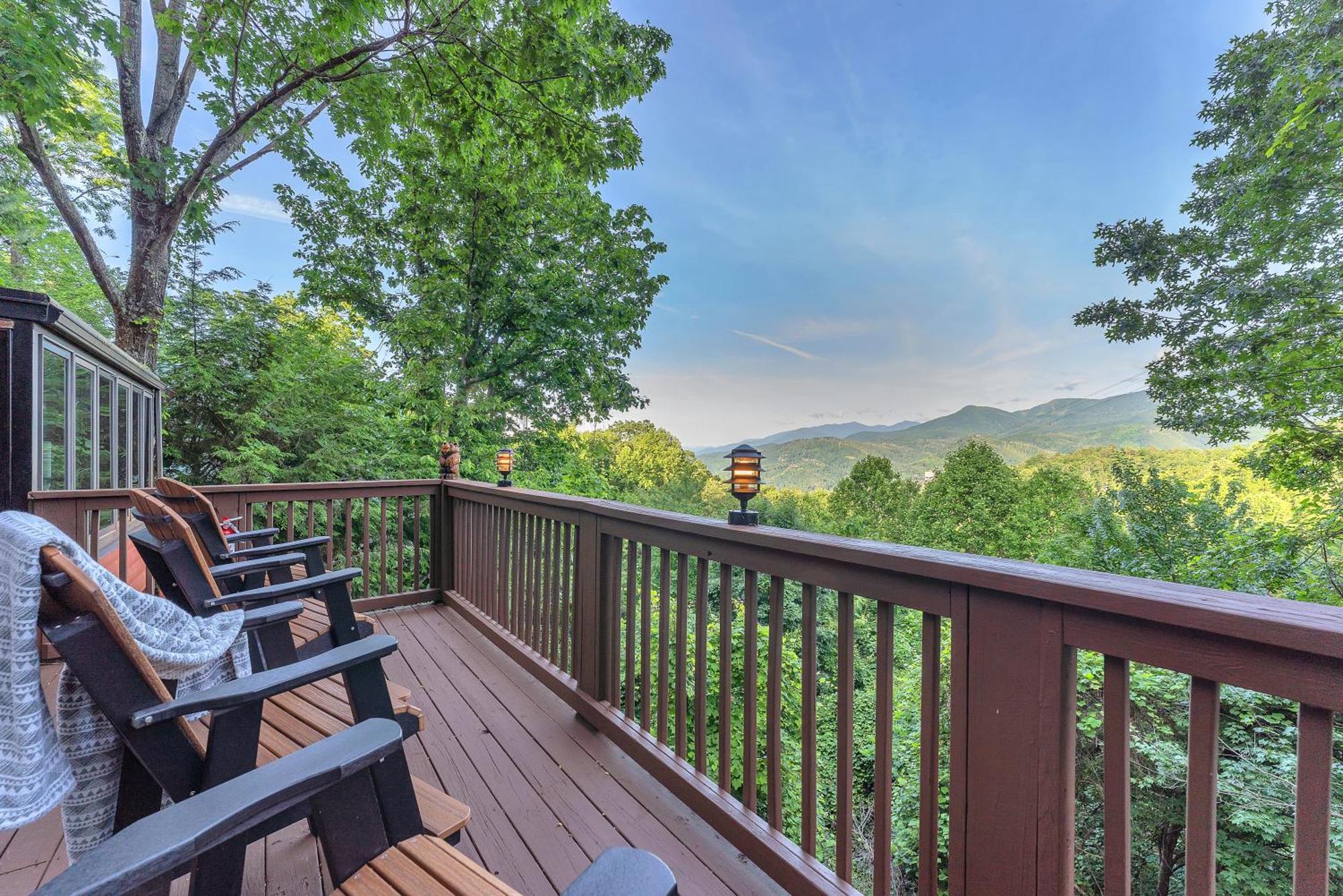 Family Chalet With Sauna, Hottub, Heavenly Views! Mins To Downtown! Gatlinburg Esterno foto