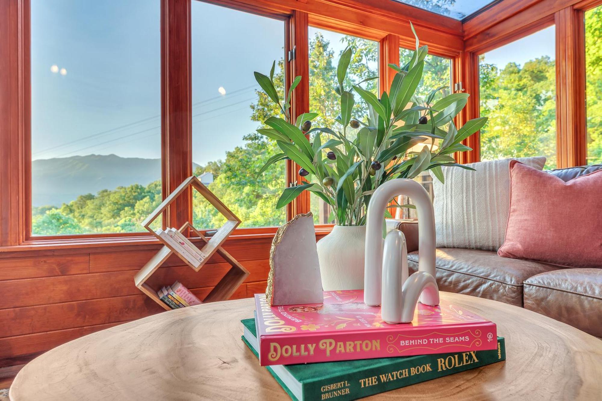 Family Chalet With Sauna, Hottub, Heavenly Views! Mins To Downtown! Gatlinburg Esterno foto